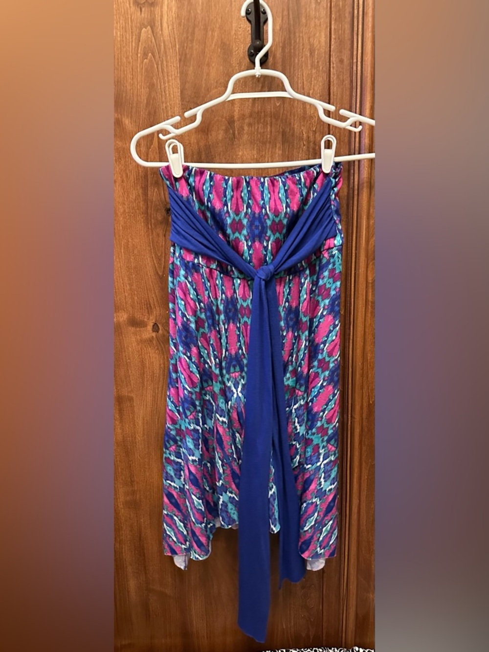 Strapless Summer Dress with Blue Tie and Pink-Teal Print
